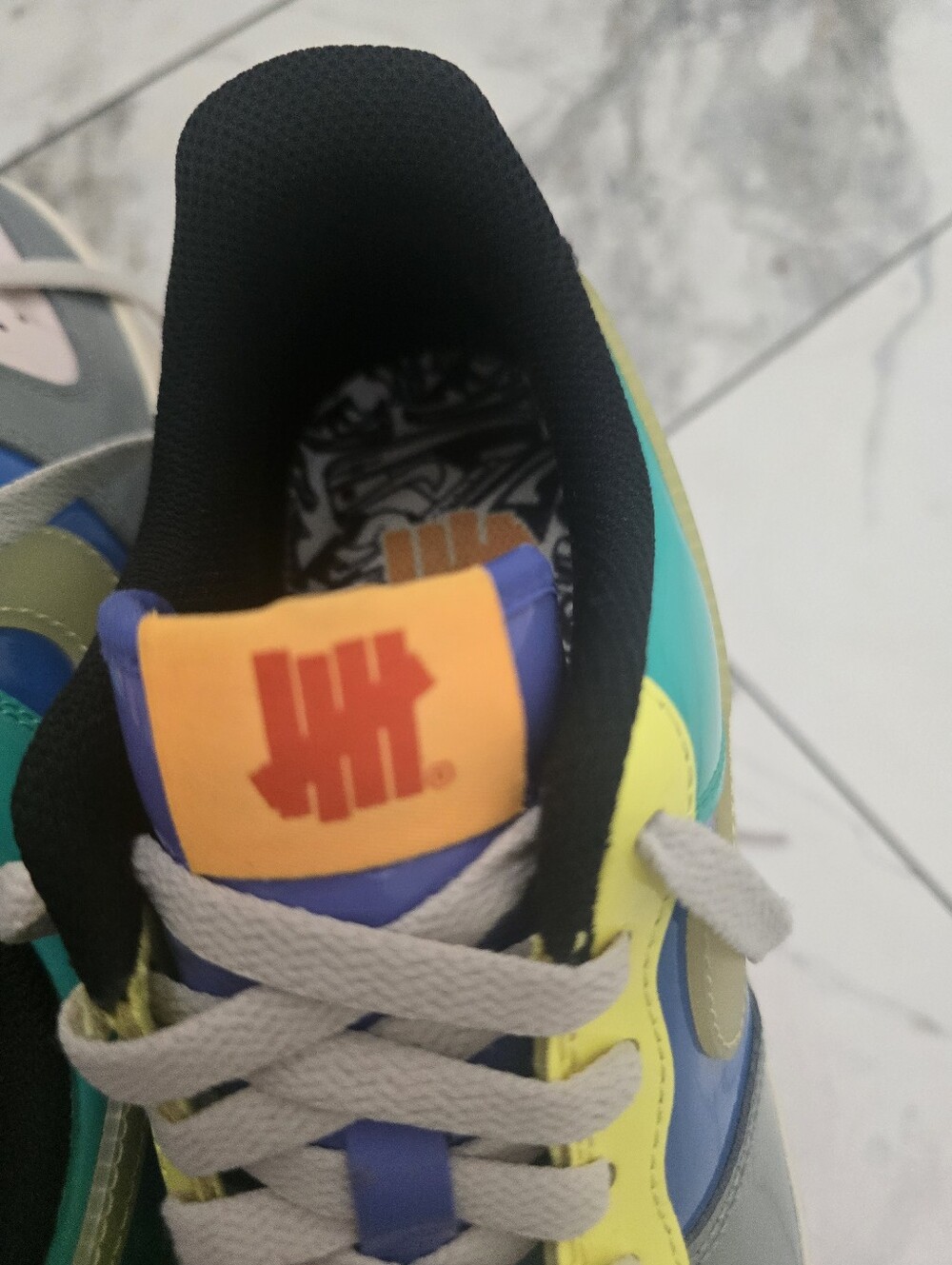 Nike Air Force 1 - Undefeated Collaboration - Like New With Box - Picture 8 of 11